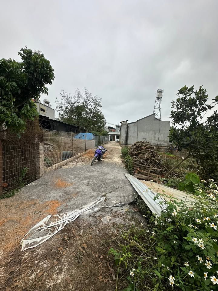 Đất nền 100m² Tiểu khu 14, Sơn La - Sổ đỏ sẵn, giá tốt