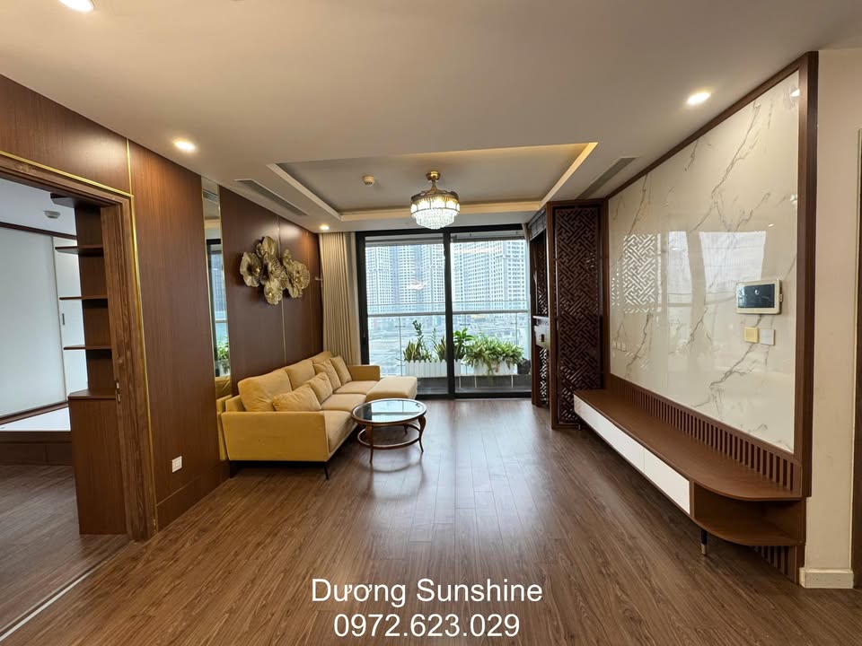 Cho thuê căn hộ 3PN Sunshine City Ciputra, 17 triệu - View nội khu thoáng đãng