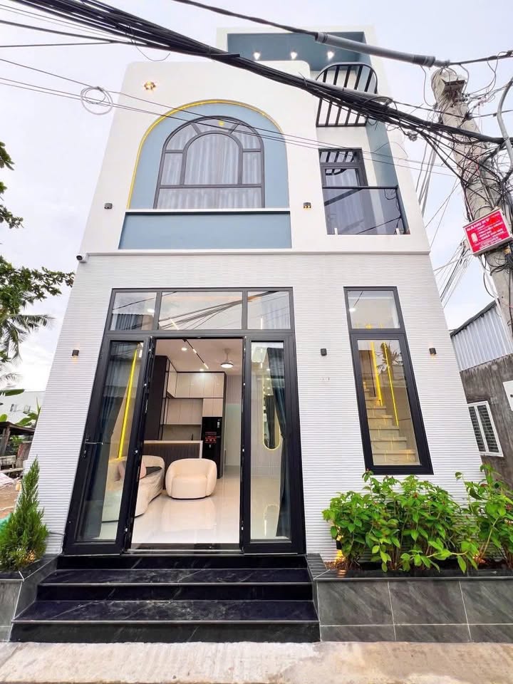 Nhà Trệt Lầu Góc 2 Mặt Tiền Hẻm 160 Tầm Vu, Ninh Kiều - Giá Mới 2.86 Tỷ