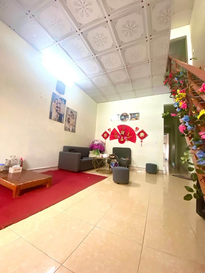 Nhà Cấp 4 Ngõ 20 Lê Hoàn, Hà Giang - 72m² Sẵn Ở Ngay