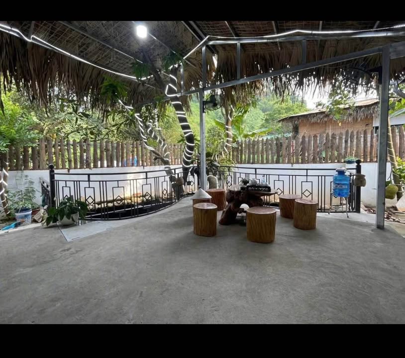 Nhà Phường Cam Đường, 160m² Sổ Hồng Sẵn Sàng - Giá 1.79 Tỷ Ô Tô Vào Tận Nhà