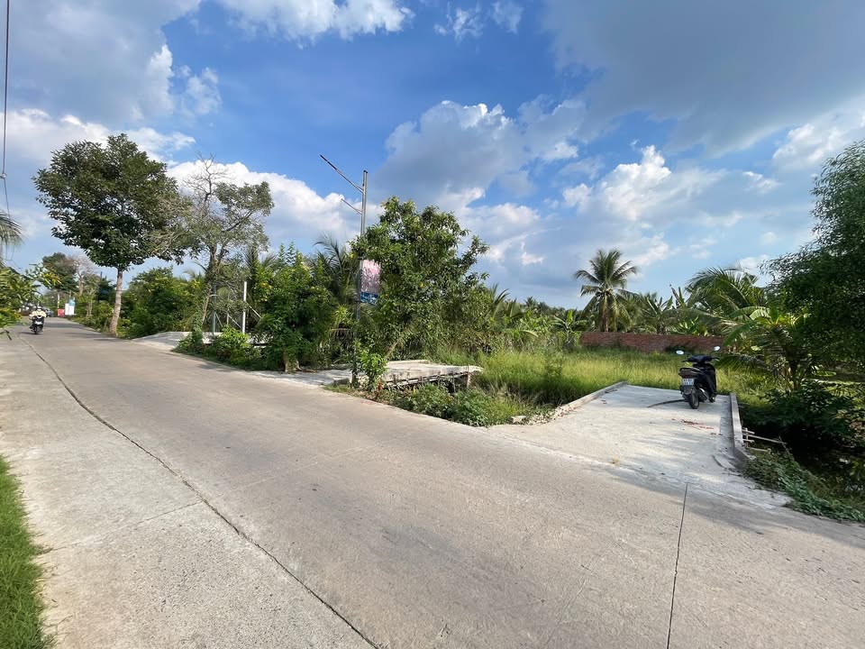 Bán Đất Mặt Tiền Đường Quang, Mỹ Tho 100m² Giá Tốt - Kinh Doanh/Ở/Xây Biệt Thự Vườn