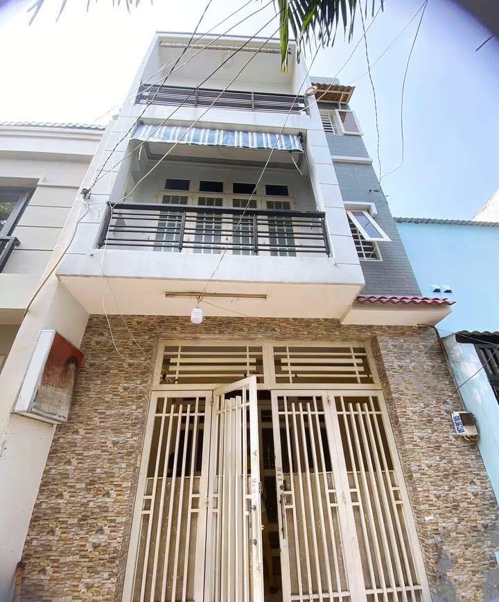 Nhà 3 Tầng Phú Thọ Hòa, Tân Phú - 4PN, 5WC - Giá 12 Triệu/Tháng