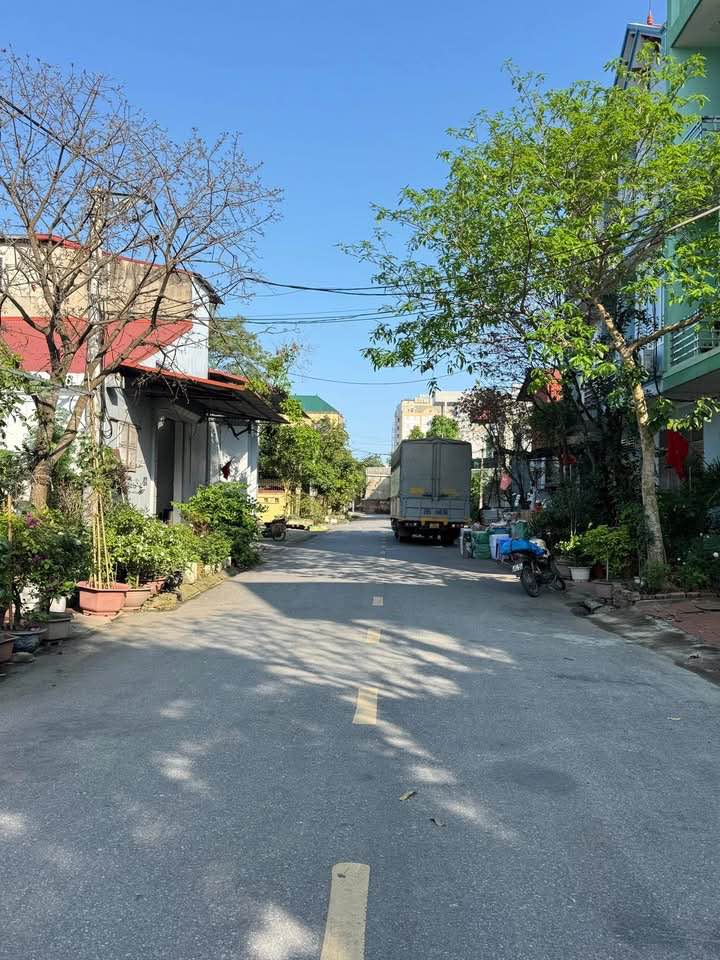 Bán đất Bắc Ninh 81m² giá 7 tỷ - Làn 2 Bình Than, Võ Cường