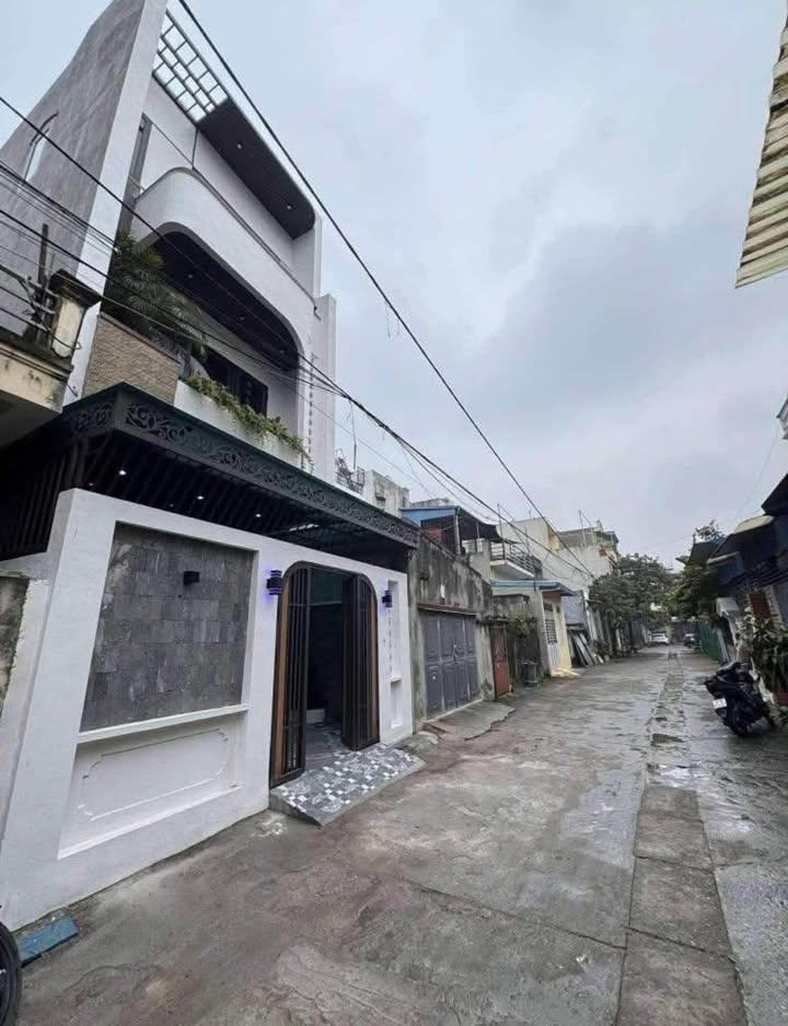 Nhà 3 Tầng Mặt Tiền Rộng Trần Bích San - 70m² - 3.99 Tỷ