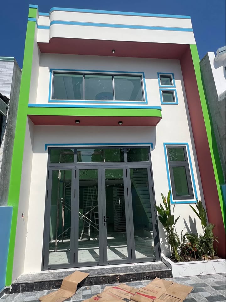 Nhà 105m² Phường Tân Định, Bến Cát - 2 Tỷ 250 Triệu, Sẵn Sàng Vào Ở Ngay!