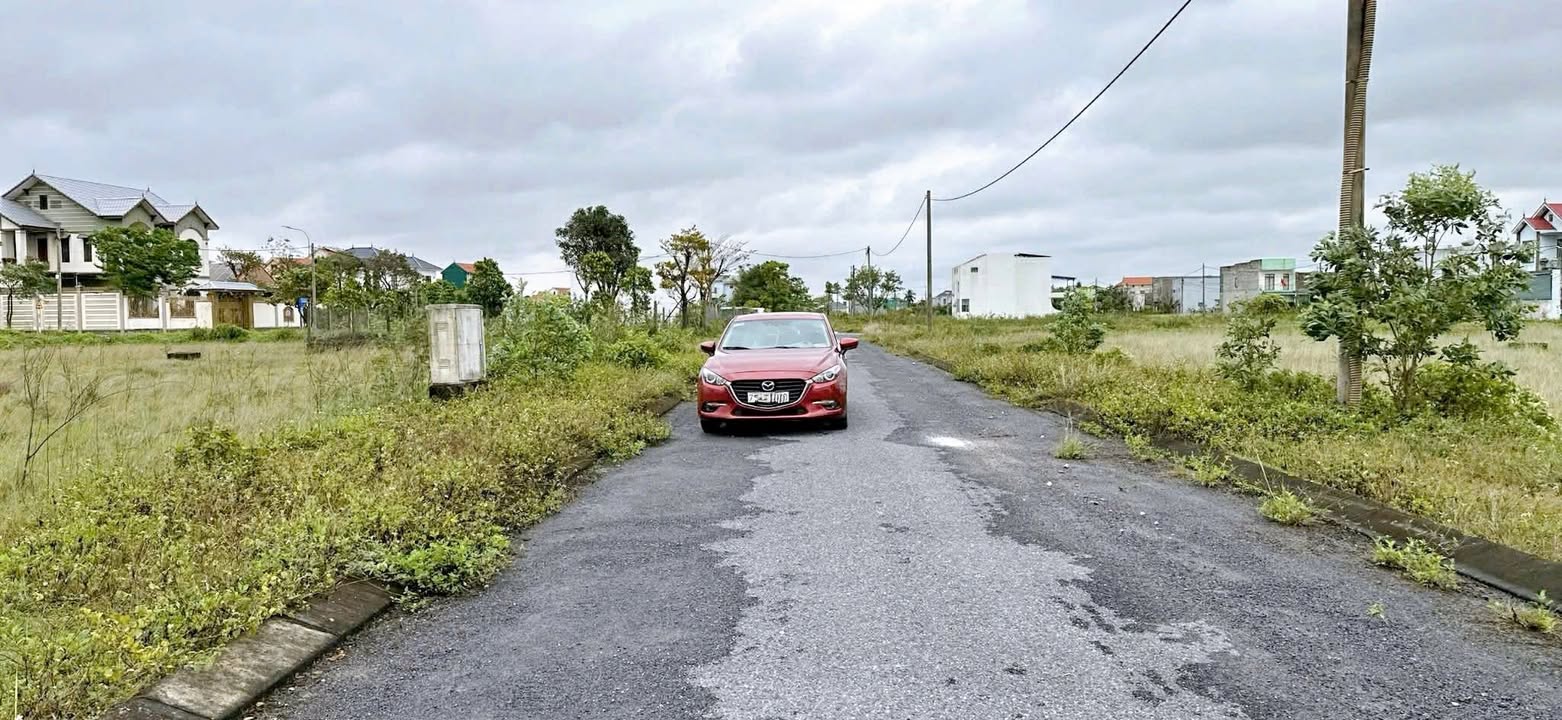 Đất Nền KDC Đức Sơn, Đồng Hới 200m² - Sổ Đỏ Sẵn Sàng, Giá Đầu Tư 1.6 Tỷ