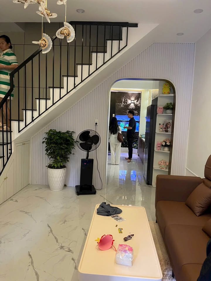 Nhà 49m² Lê Duẩn, Đà Nẵng - 3PN, Sân Vườn, Giá Tốt