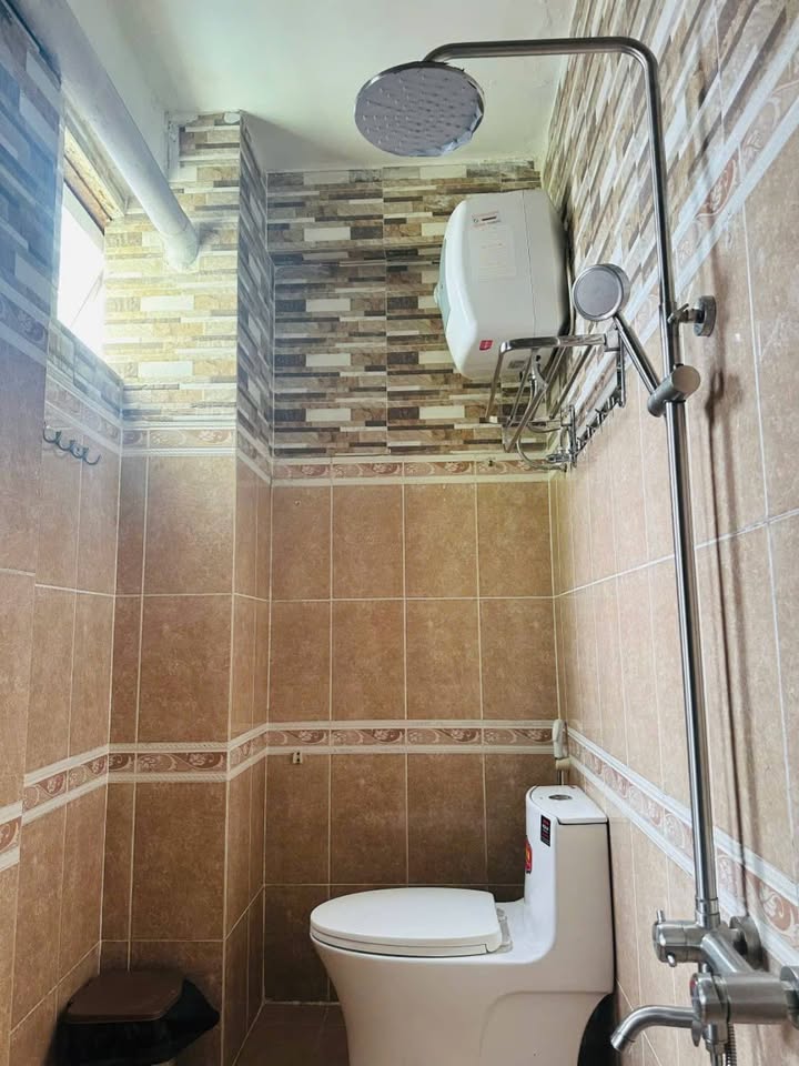 Cho thuê Khách sạn Phường 1 Đà Lạt - 35 phòng, kinh doanh ngay, 65 triệu/tháng