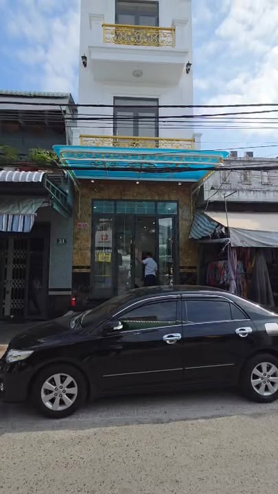 Nhà 2 Lầu 4PN Đường Đặng Văn Ngử, Ninh Kiều - 6.2 Tỷ