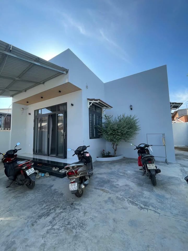 Nhà Thổ Cư 150m² Sân Rộng Phan Rang - Giá 1.55 Tỷ