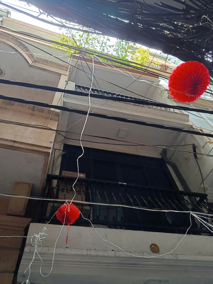 Nhà 5 Tầng Mặt Ngõ 6m Hòa Bình 2, Hai Bà Trưng - 35m² Sổ Đỏ Chính Chủ