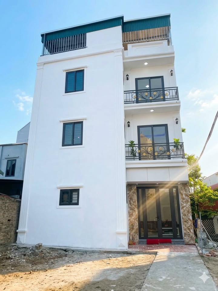 Nhà 4 Tầng Vạn Phúc, Thanh Trì - Ô Tô Đỗ Cửa, Tặng Full Nội Thất Cao Cấp