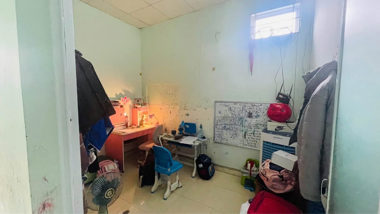 Nhà Cấp 4 Căn Góc Văn Cú 67.65m² - Sổ Hồng Chính Chủ, Giá 2.4 Tỷ