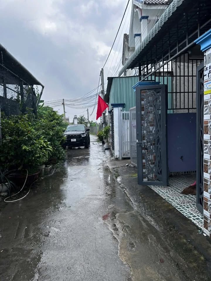 Nhà 1 Lầu 2PN Đinh Đức Thiện, Cần Đước - Giá Hơn 800 Triệu