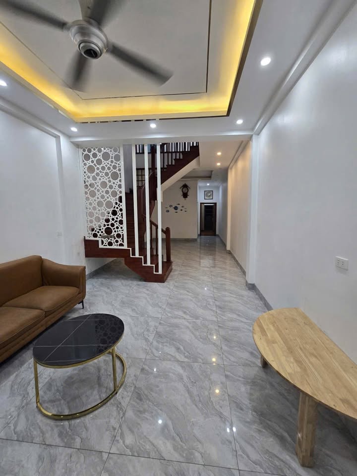 Cho thuê nhà 3 tầng mặt phố Thanh Bình, Hải Dương - 80m², kinh doanh đỉnh