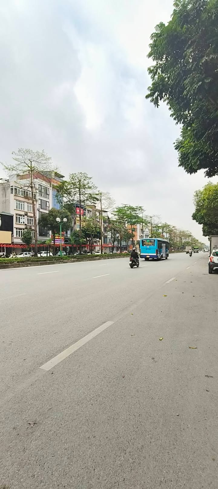 Nhà Mặt Phố Ngô Gia Tự, 80m² x 6 Tầng - Kinh Doanh Đỉnh Cao, Giá 2x Tỷ