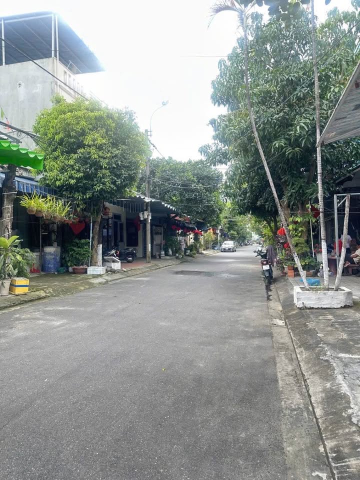 Bán đất mặt tiền Đội Cấn Đà Nẵng 75m² tặng nhà cấp 4 - Giá đầu tư 5 tỷ