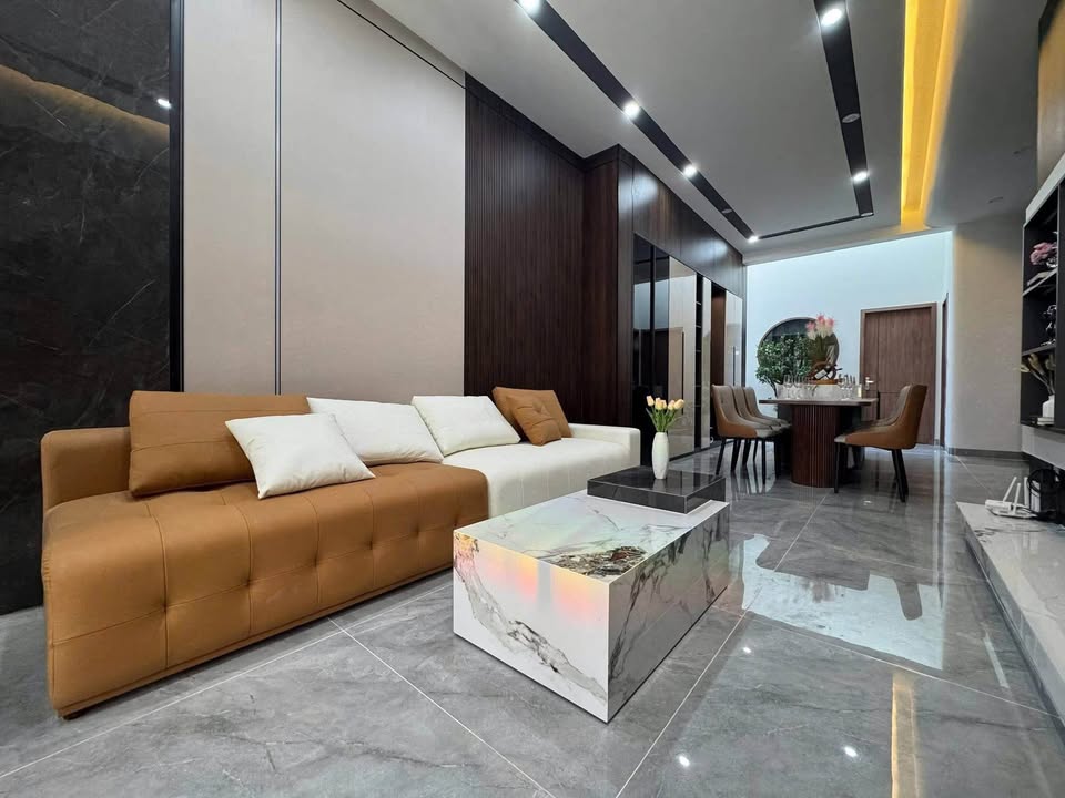 Nhà Phước Hưng Bà Rịa 85m² - 4.79 Tỷ, Sổ Hồng Riêng, Full Nội Thất