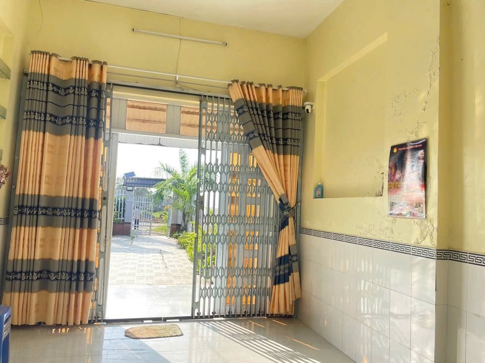 Nhà Mặt tiền Bạch Đằng, Sóc Trăng - 3PN, Sân Rộng 500m², 3 Triệu/Tháng