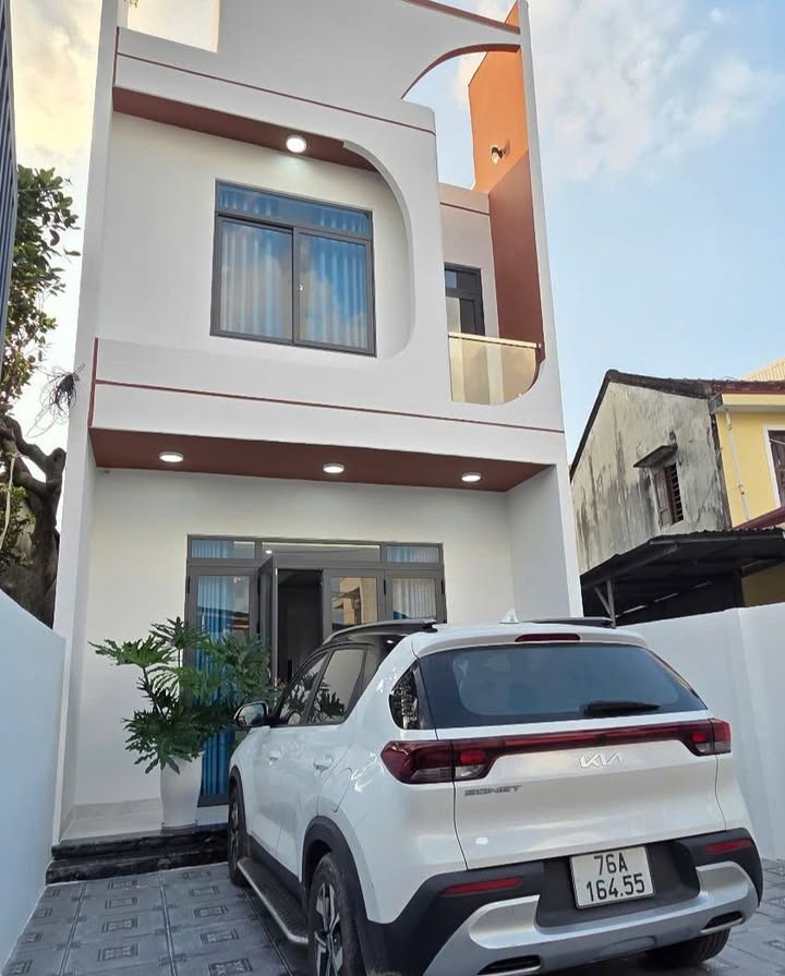 Nhà 2 Tầng Hẻm Hà Huy Tập, Đức Phổ - 118m², 2.6 Tỷ, Ô Tô Vào Nhà