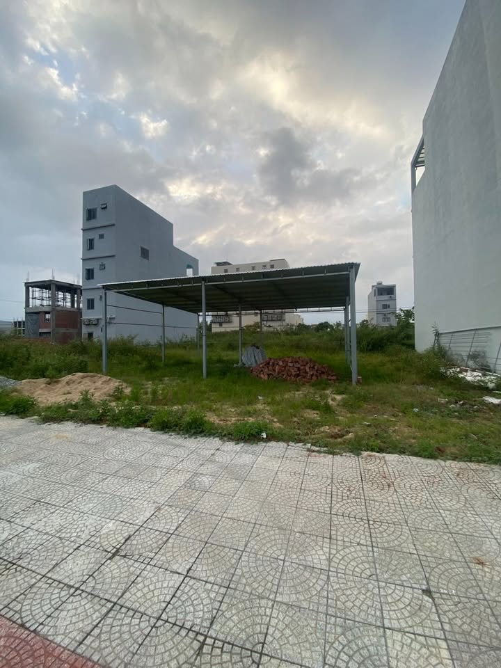 Cho thuê đất mặt tiền Lê Quảng Chí, Cẩm Lệ, Đà Nẵng - 200m²