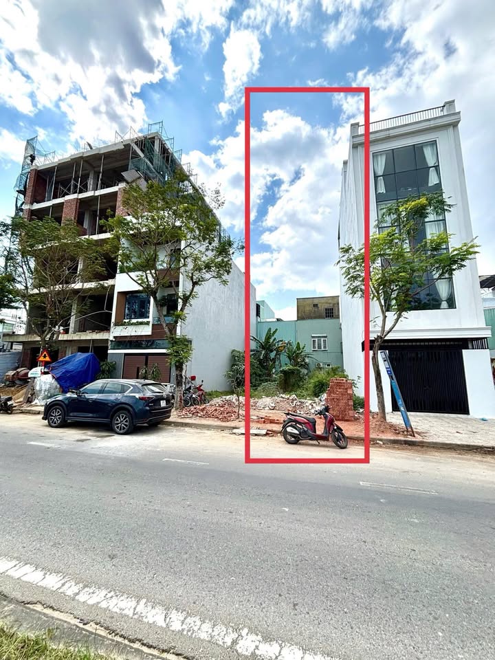 Đất nền mặt tiền Chu Huy Mân 90m² - Hướng Đông Bắc - Giá 9 tỷ