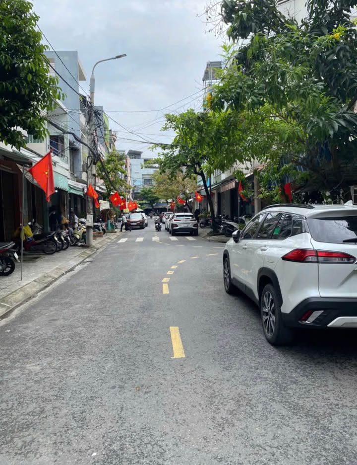 Nhà 64m² Bàu Hạc, Đà Nẵng - 8.9 Tỷ, Vị Trí Vàng Kinh Doanh