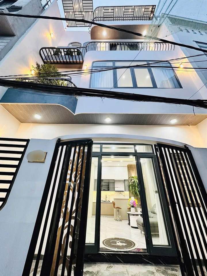 Nhà 3 Tầng Kiệt 356 Hoàng Diệu Đà Nẵng - 46m² Full Nội Thất, Giá 5.4 Tỷ