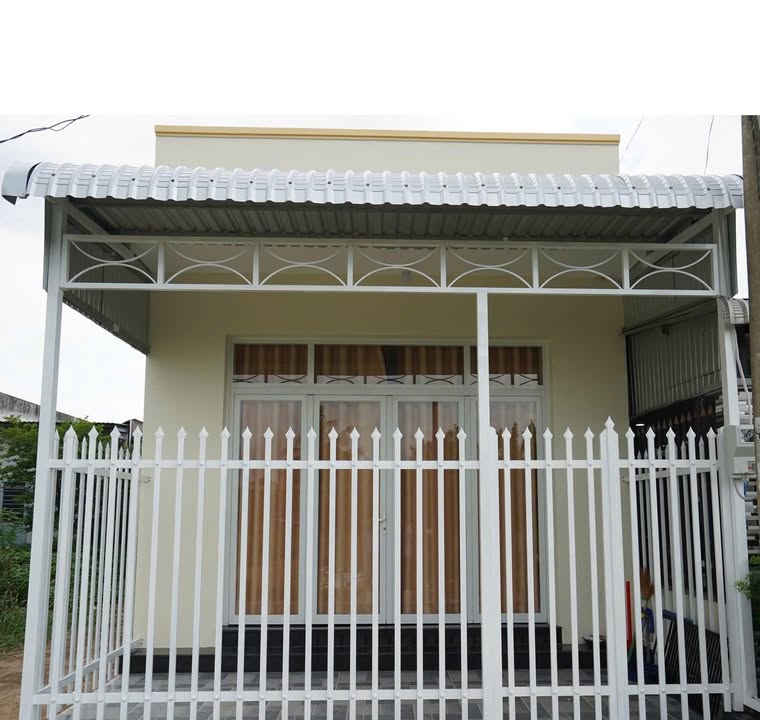 Nhà Mới Xây 70m² - Khu Dân Cư Hoàng Nguyên, Long Xuyên - Giá Tốt