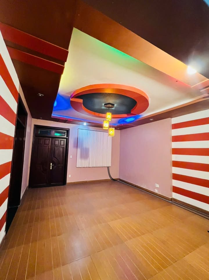 Biệt thự Phố Chợ Tam Bình 286m² - Dòng tiền 720tr/năm - Giá 18 tỷ