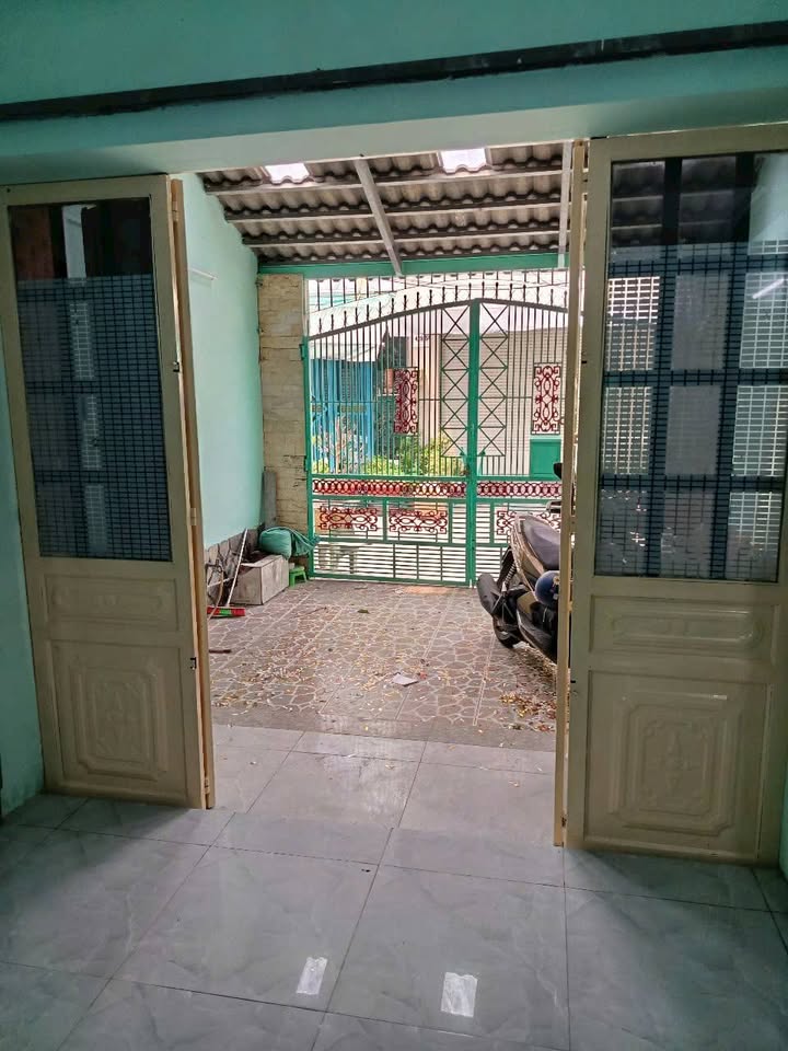 Nhà Cho Thuê 80m² Đường Chiến Lược, Bình Tân - Giá 10 Triệu/Tháng