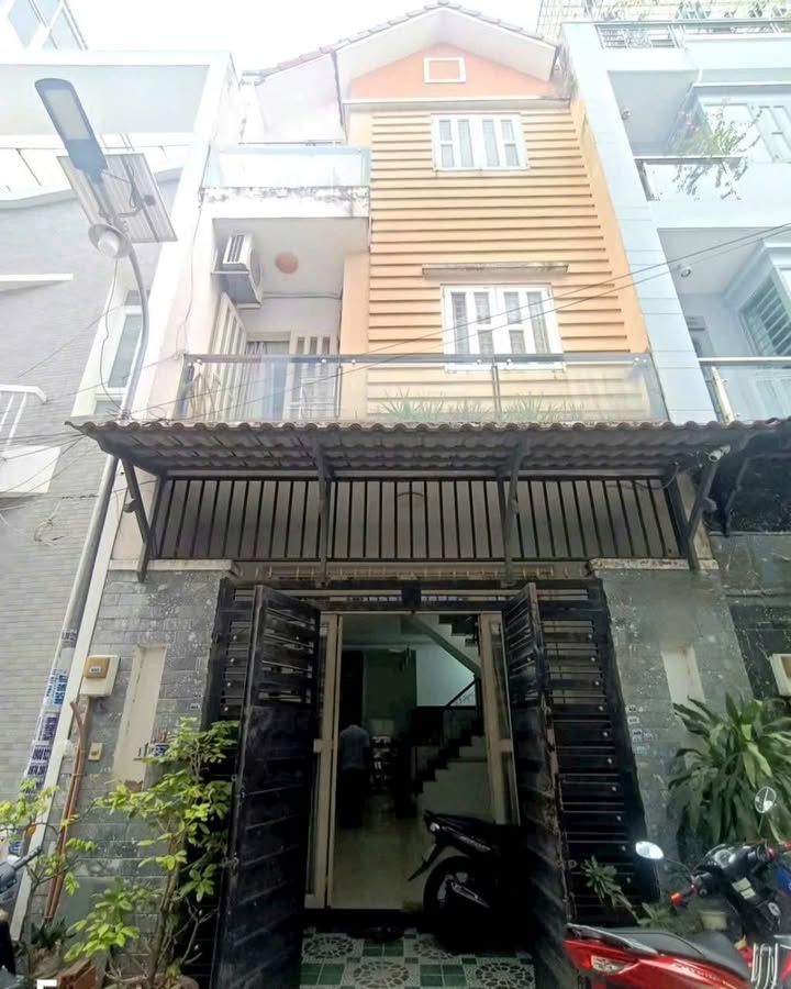 Cho thuê nhà 55m² 4PN, hẻm xe hơi 5m, Bình Tân - Giá 14 triệu