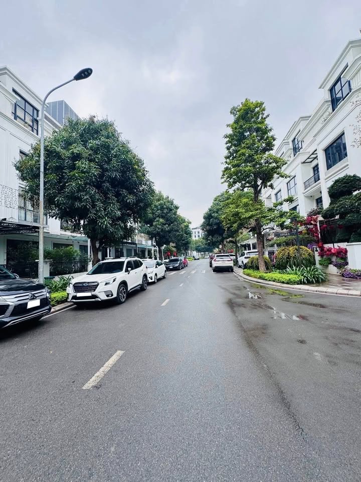 Biệt thự góc Vin Gardenia Hàm Nghi 193m² - 5 Tầng Đẳng Cấp, Giá 76 Tỷ