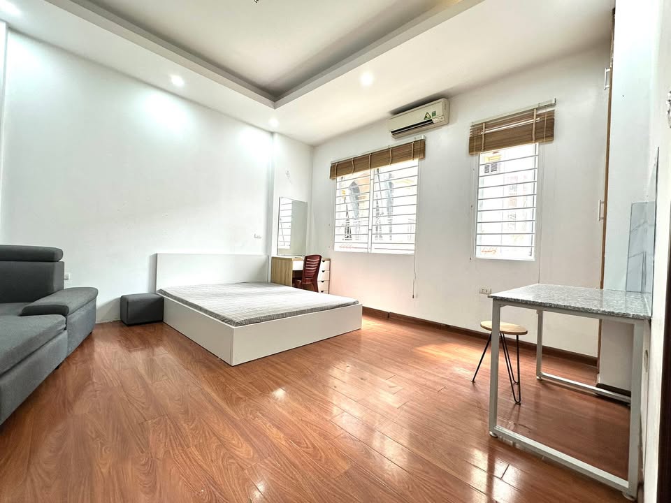 Cho thuê Studio Full Nội Thất 25m² - Ngõ 77 Xuân La, Tây Hồ - 3.8 Triệu