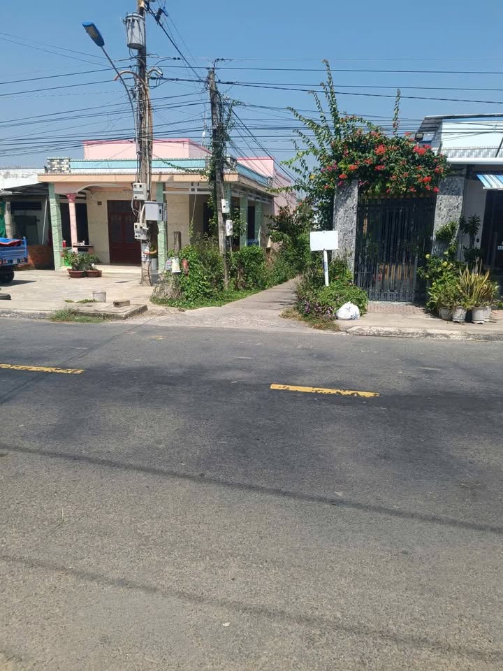 Đất nền Gò Công Đông, Tiền Giang 371m² - Sổ hồng sẵn, dân cư đông đúc