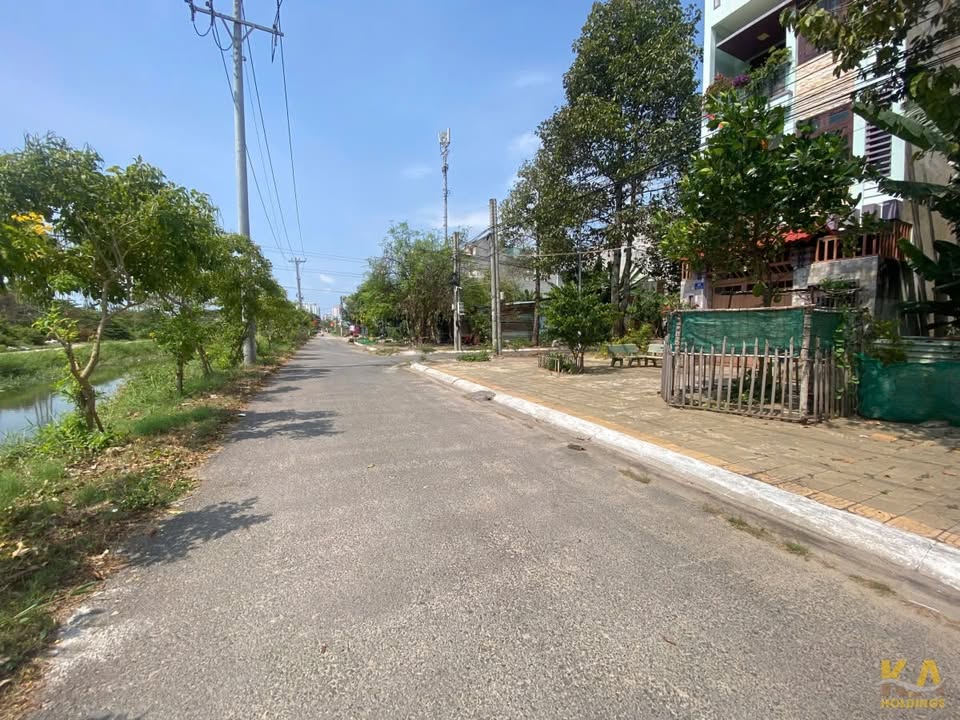 Đất TĐC 10ha Vũng Tàu 74.7m² - Đường 20m, Giá 8.8 Tỷ