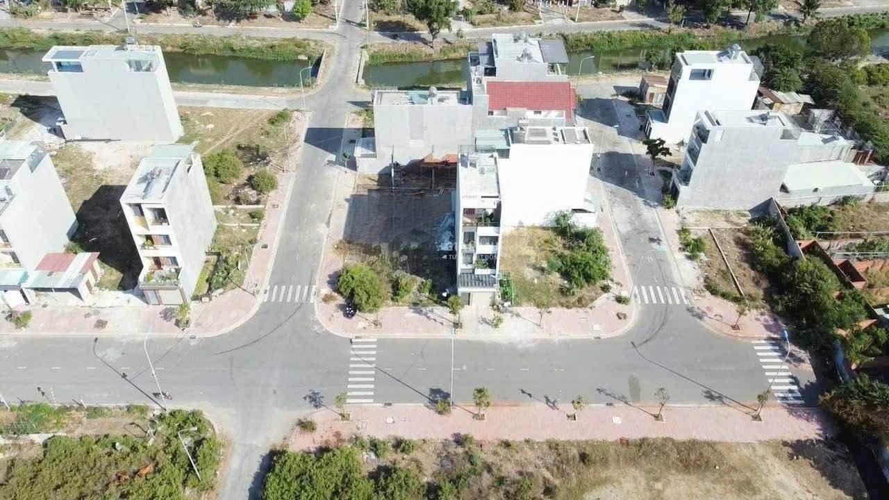 Bán Đất Tái Định Cư Phường 10, Vũng Tàu - 80m² Sổ Hồng, Giá 7.4 Tỷ