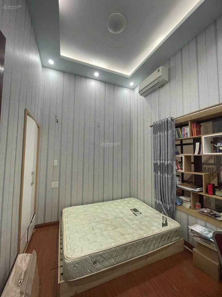 Nhà Mặt Tiền Chùa Hàng, Hải Phòng - 68m² Kinh Doanh/Ở, Giá 16 Triệu