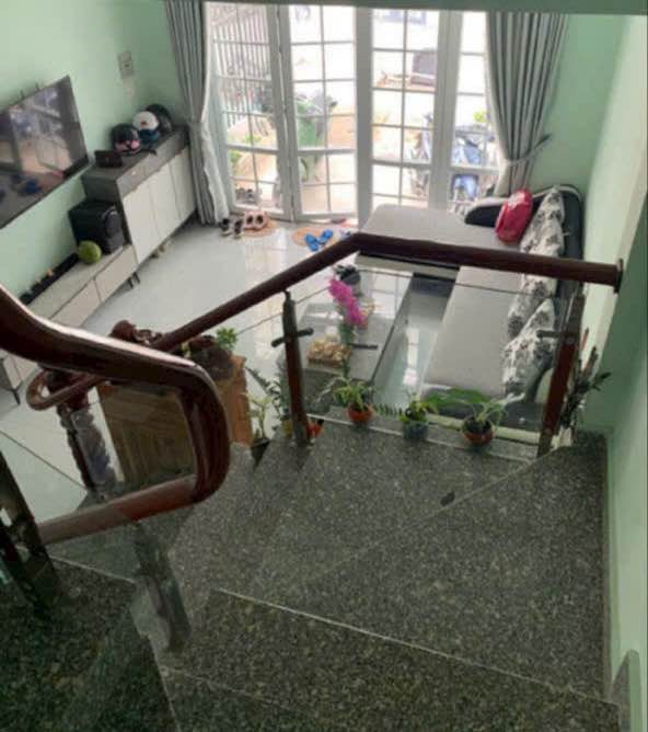 Nhà 4 tầng Ngô Quyền Đà Lạt - 7PN, 6.49 tỷ, Sổ riêng xây dựng