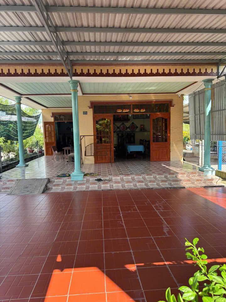 Nhà Mặt Tiền KP4 Tân An, Thủ Dầu Một - 342m² Giá 3.2 Tỷ TL