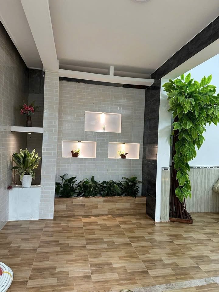 Nhà 2.5 Tầng 82m² Gần Cầu Rồng, Hải Châu - Giá 4.x Tỷ