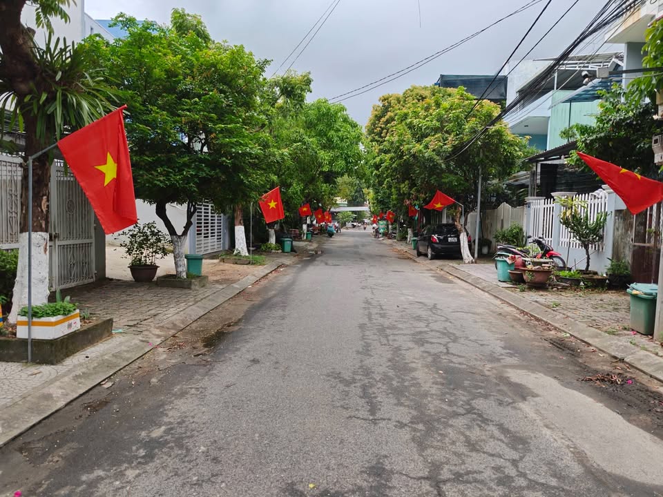 Nhà cấp 4 120m² Hoàng Đạo Thúy, Đà Nẵng - Chính chủ, Vuông vức