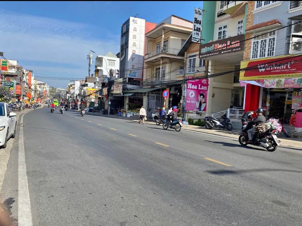 Mặt bằng 1500m² Nguyễn Công Trứ, Đà Lạt - Giá 90 Triệu/Tháng