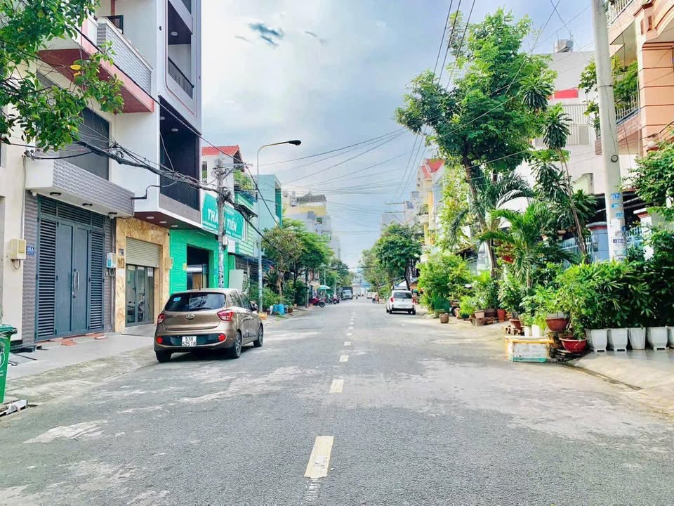 Nhà Mặt Tiền Lê Cao Lãnh Tân Phú 148m² - Sổ Riêng, Kinh Doanh Đắc Lợi