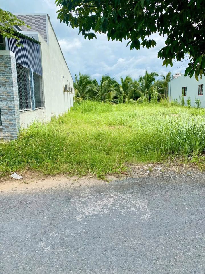 Bán Gấp 2 Nền Đất Vĩnh Long - 146.8m² - 570 Triệu - Sổ Đỏ Sẵn Sàng