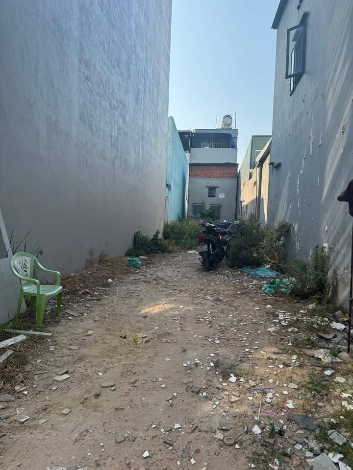 Bán Đất Linh Tây Thủ Đức 56m² - Sổ Hồng Chính Chủ, Giá 4 Tỷ