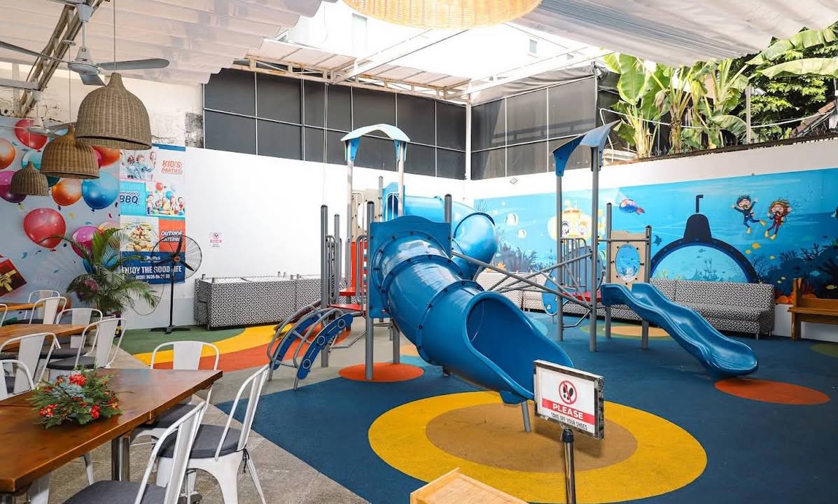 Mặt bằng kinh doanh 600m² mặt tiền Tống Hữu Định, Thảo Điền - Vị trí đắc địa