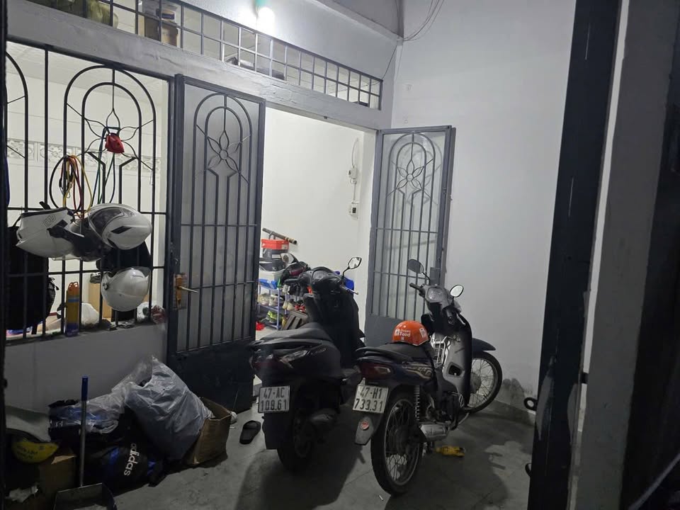 Nhà Cấp 4 Đỗ Xuân Hợp Q9 - 81m² Nở Hậu - Giá 4.3 Tỷ TLCC