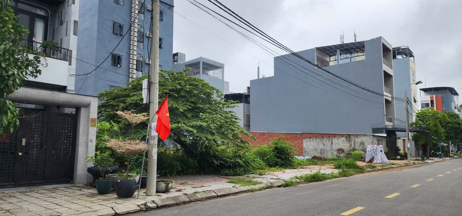 Đất cho thuê Cồn Dầu 14 Đà Nẵng 300m² 9 triệu - Đường to ô tô